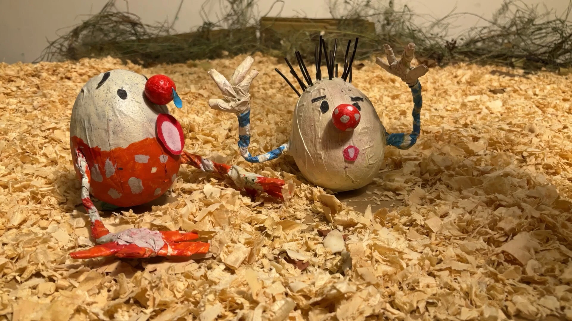 Xiaonan and the Hatching Chicken Factory still 6